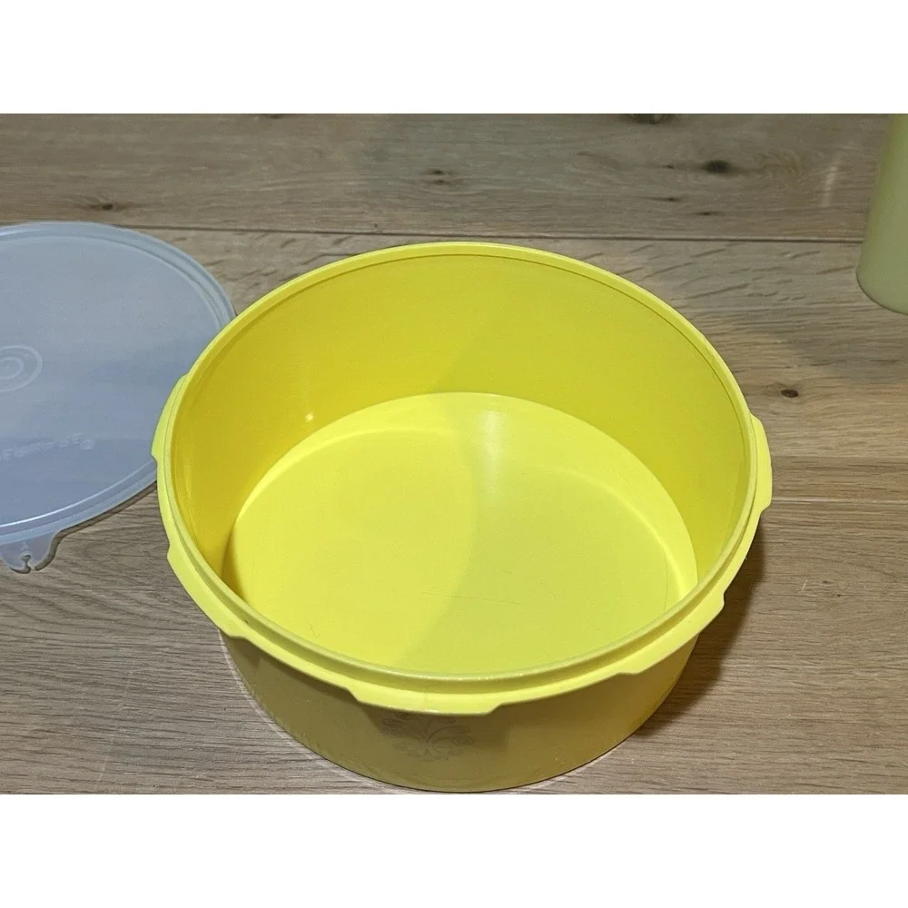 Tupperware Pour Pitcher, Shelf Saver 1243 & Servalier 4 Pieces w/lids Yellow Vtg